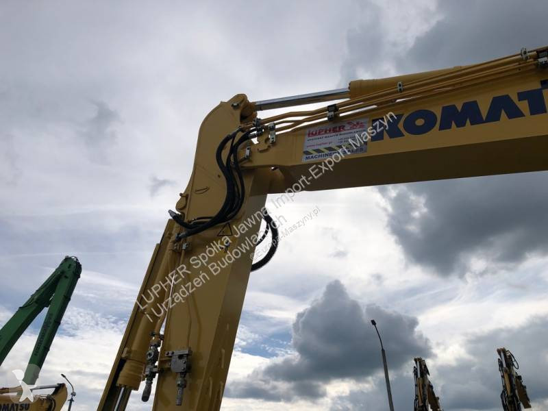 Excavator Komatsu PC210LC-11