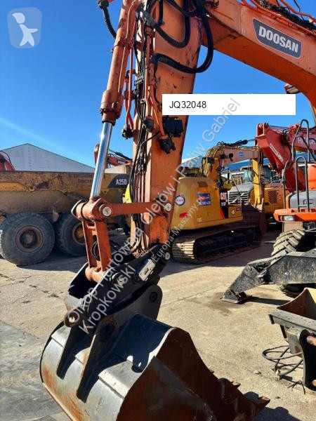 Lopatový nakládač Doosan DX140 W-3 Z SYSTEMEM...