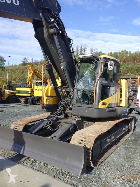 Excavadora Volvo