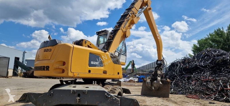 جرافة Liebherr A 920 Industry (same spec LH24)