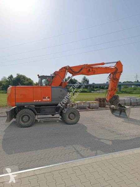 Escavadora Hitachi