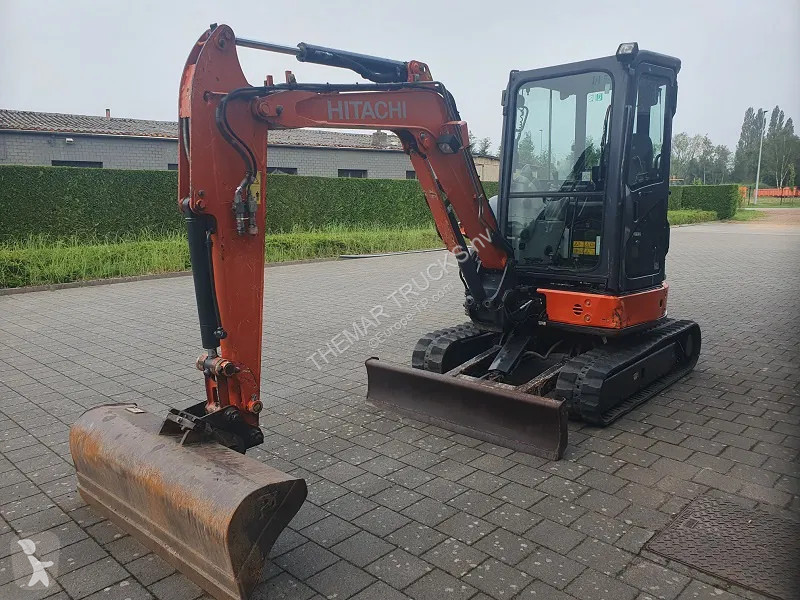 Excavator Hitachi ZX33U -5A -CLR
