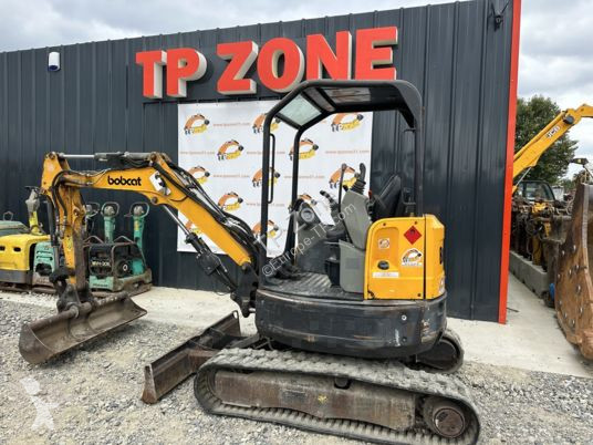 Escavadora Bobcat e26 à 18900 € ht