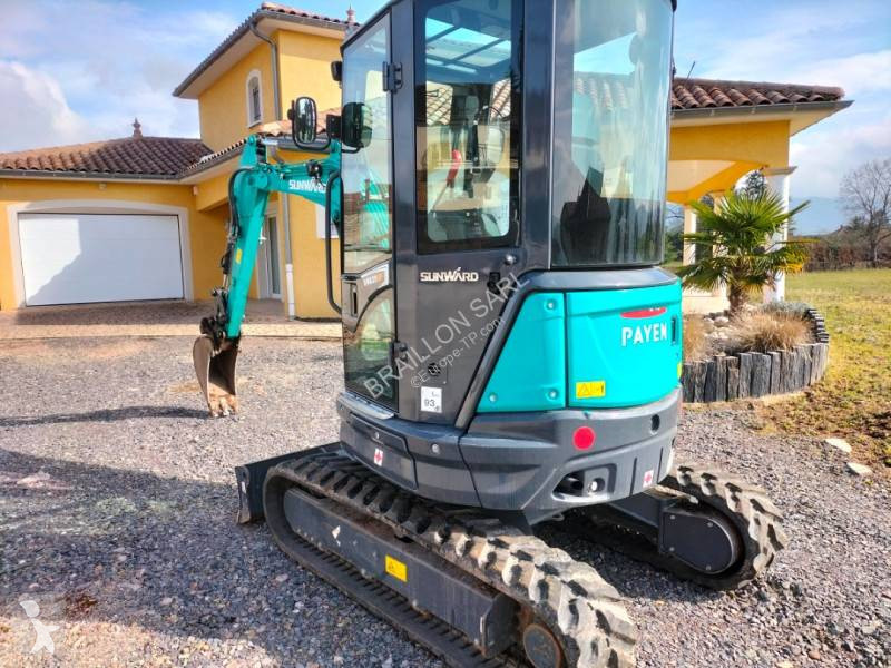 Escavadora Sunward UF