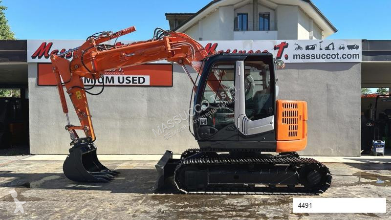 Excavadora Hitachi ZX85US-3