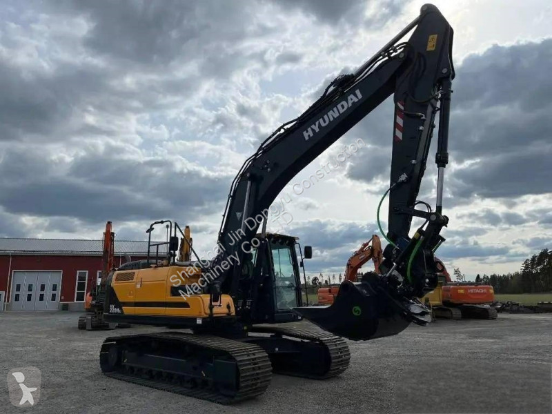 Excavadora Hyundai HX 220