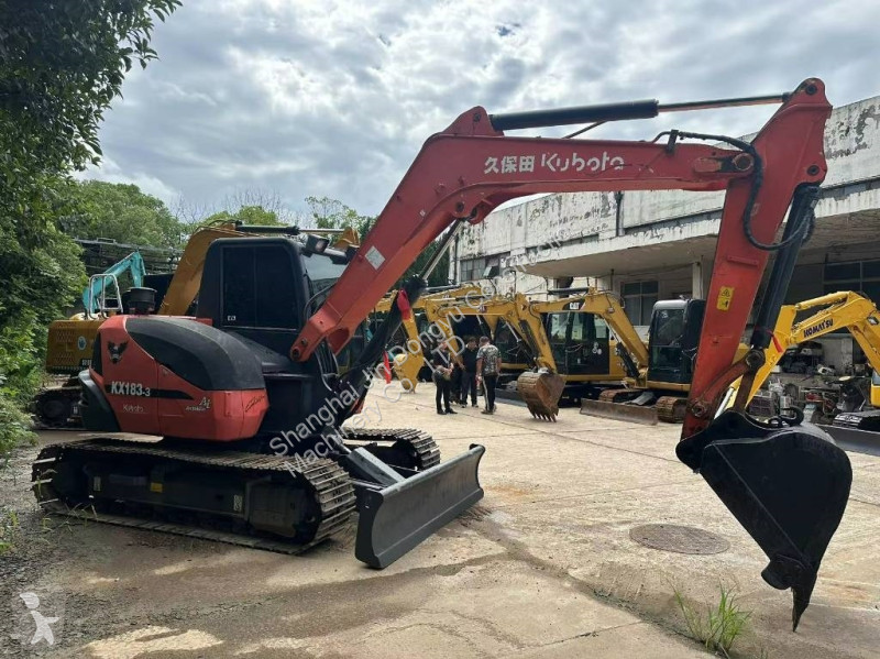 Escavadora Kubota KX 183