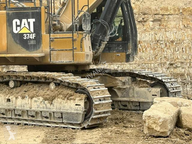Escavadora Caterpillar 374F LME