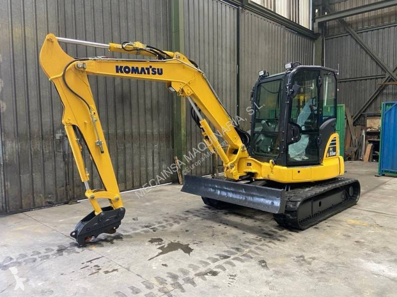 جرافة Komatsu PC55MR-5