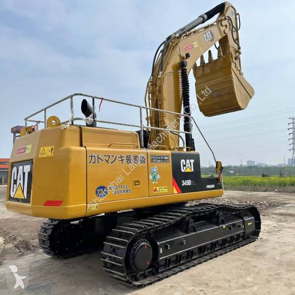 جرافة Caterpillar 349D2L