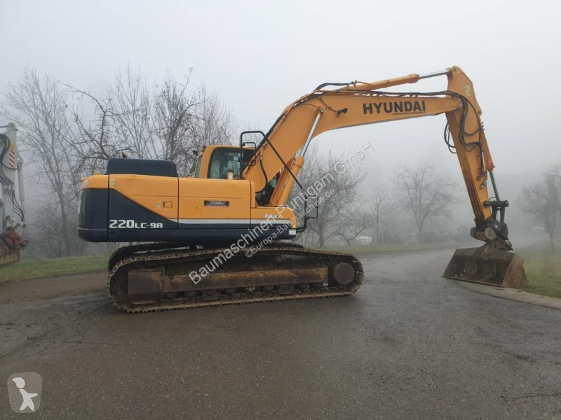 Lopatový nakládač Hyundai R 220 LC-9A