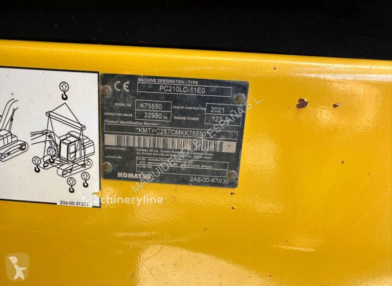 Excavator Komatsu -11