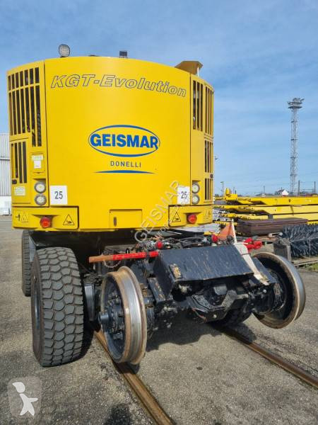 Excavadora Geismar KGTE