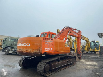 Pelle sur chenilles Daewoo