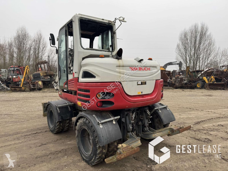 Escavadora Takeuchi TB295W