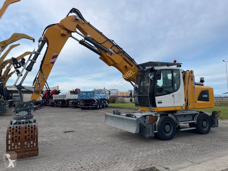 Escavadora Liebherr LH22M