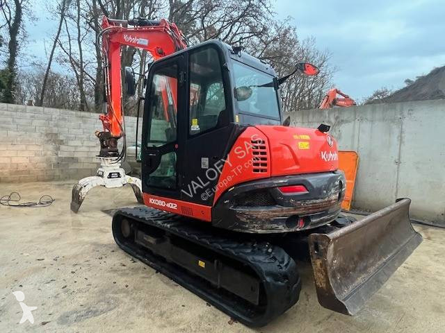 Pelle Kubota KX080-4X2