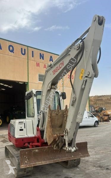 Excavadora Takeuchi