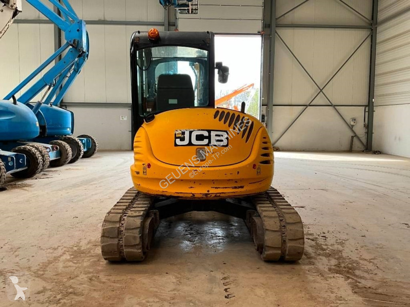 Excavator JCB