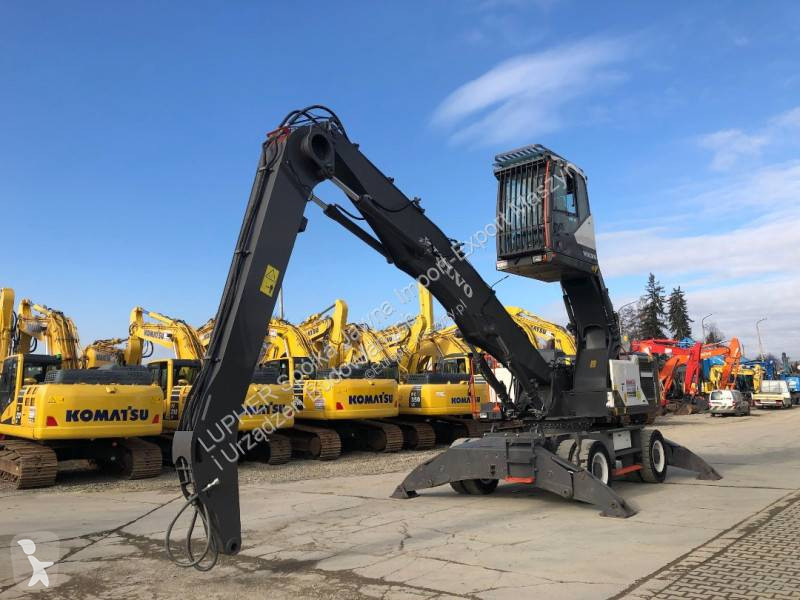 Escavadora Volvo EW240EMH