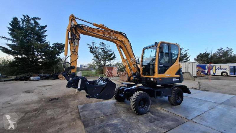 جرافة Hyundai R55W-9A