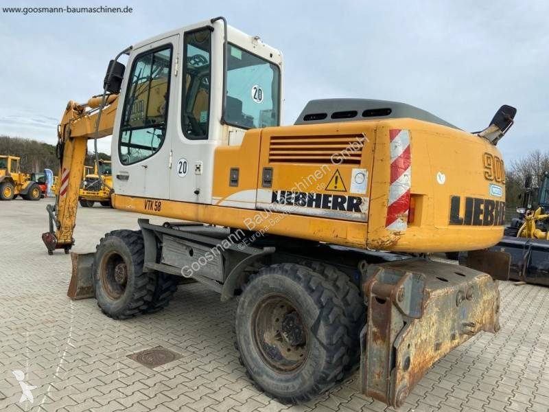 Escavatore Liebherr A900C Litronic