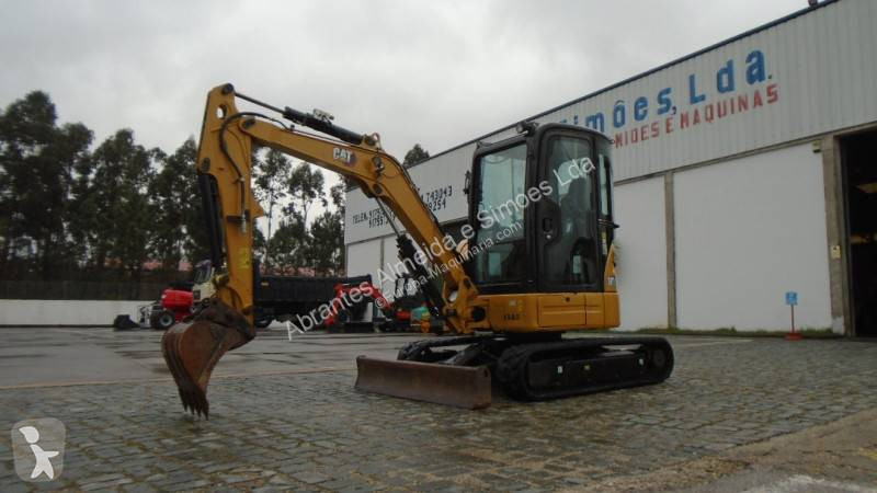 Excavadora Caterpillar
