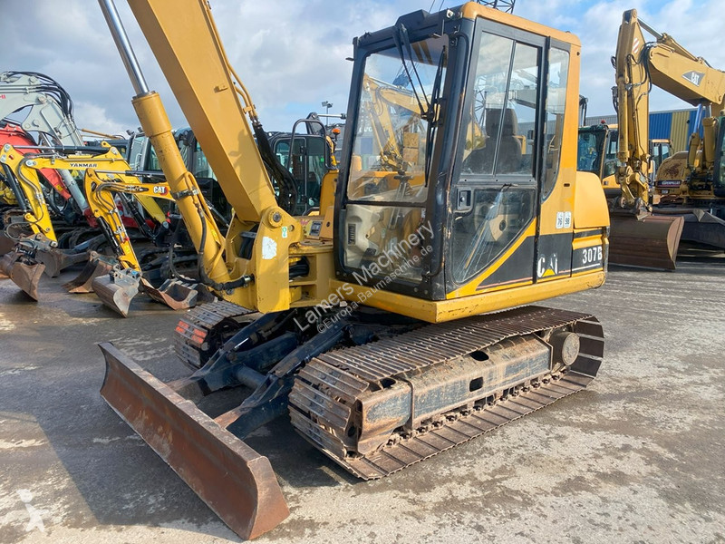 Excavadora Caterpillar NVT