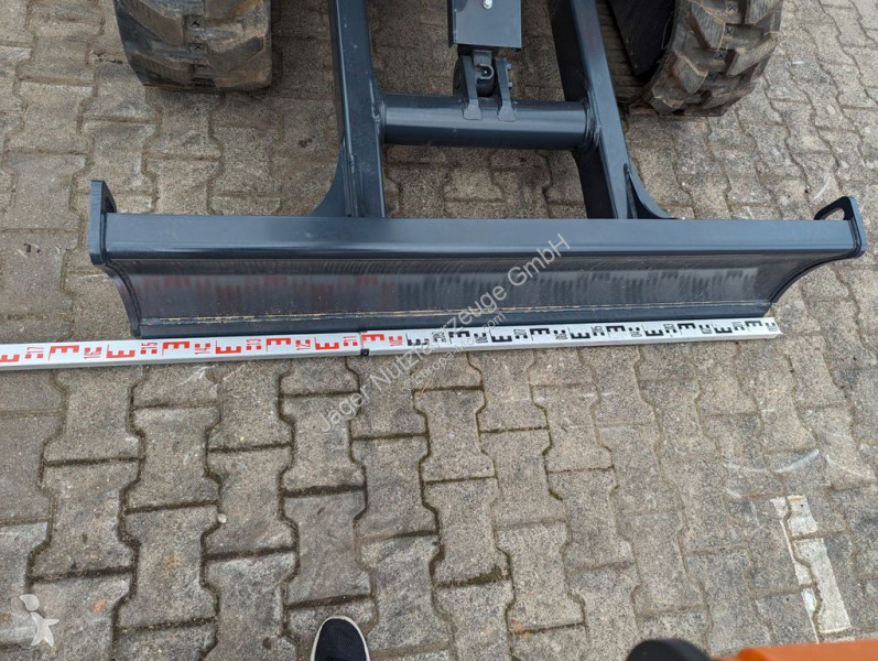 Excavadora Hitachi ZX33 -- Netto:...