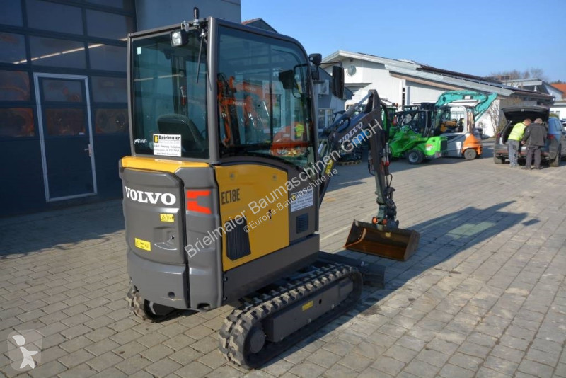 Escavadora Volvo EC 18 E