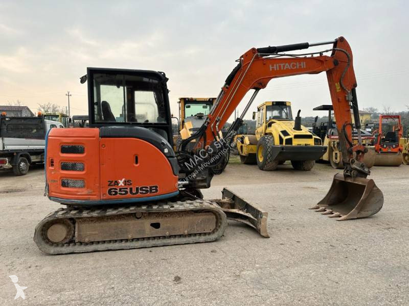 Escavatore Hitachi ZX65USB