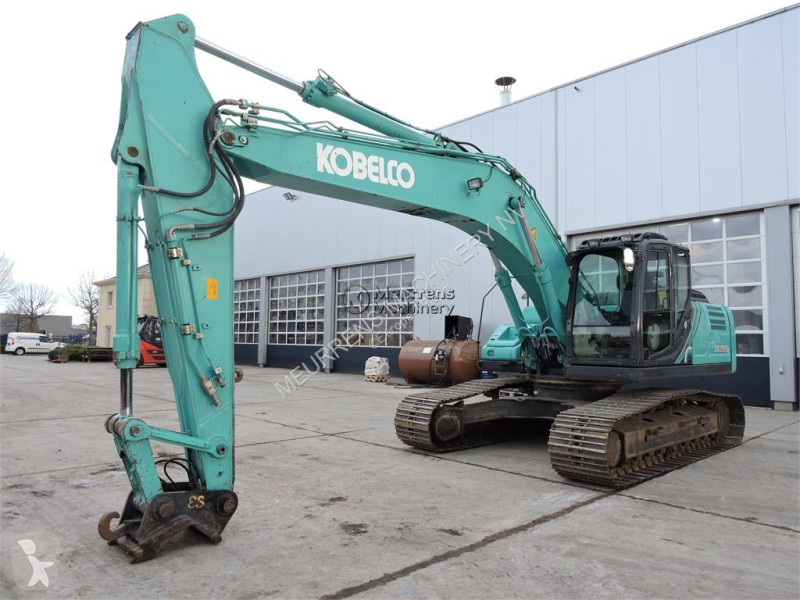 Escavadora Kobelco SK260