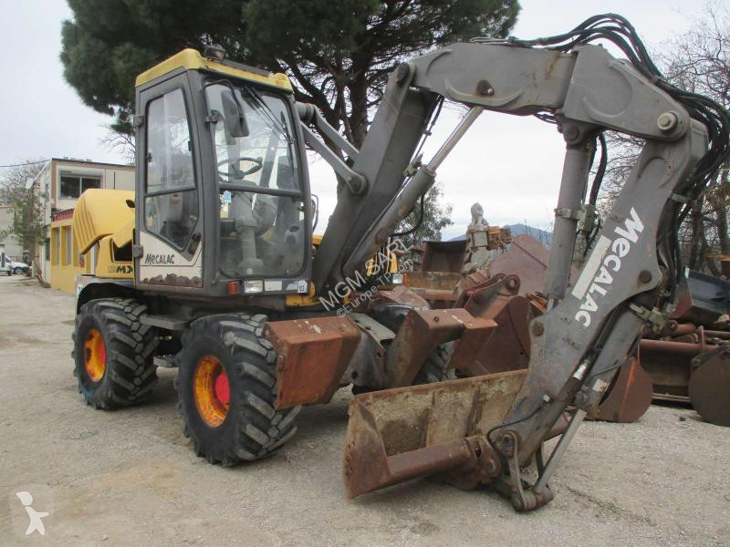 Excavator Mecalac