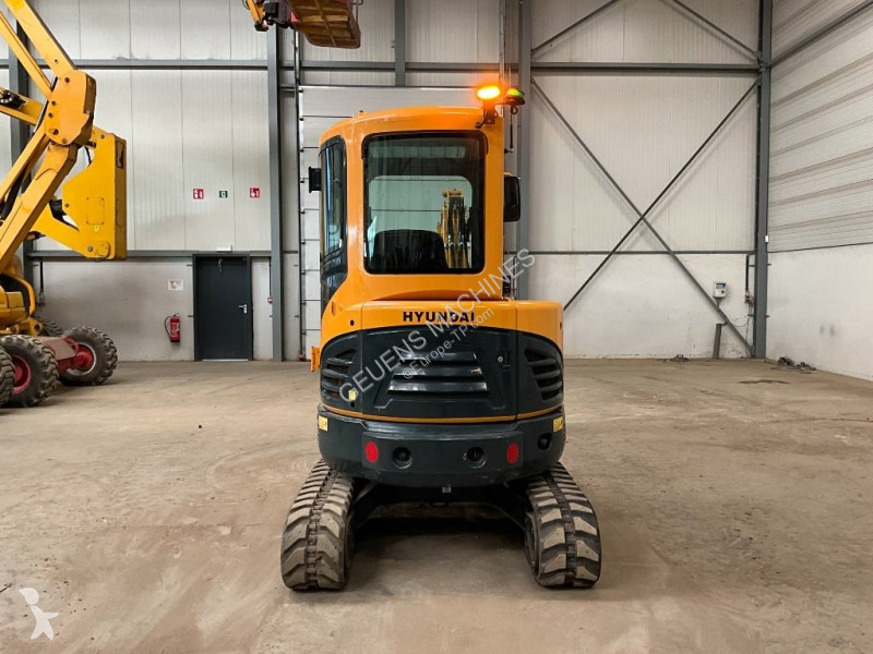 Escavatore Hyundai R30 Z-9AK