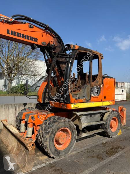 Escavadora Liebherr