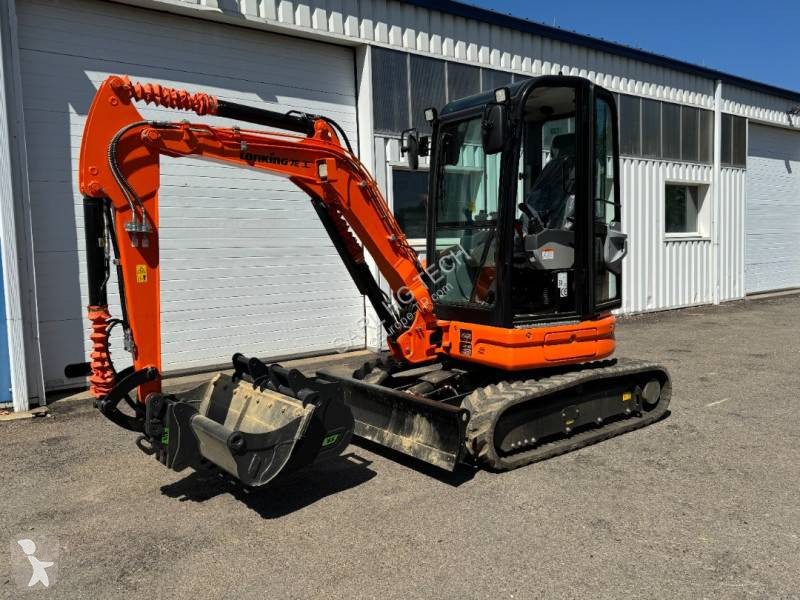 Escavadora Lonking CDM6025