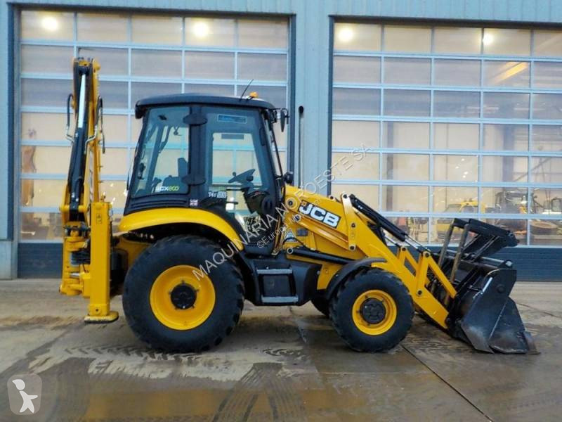 Buldoexcavator JCB