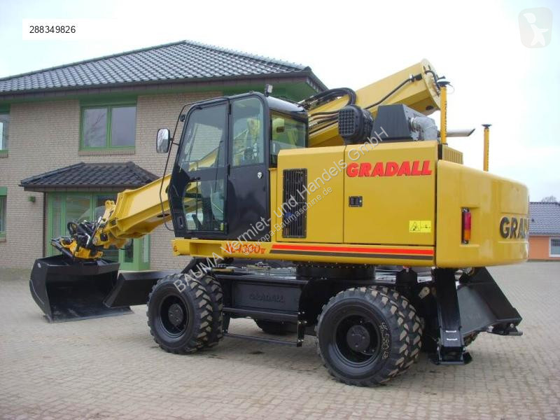 جرافة Gradall XL 4300 V