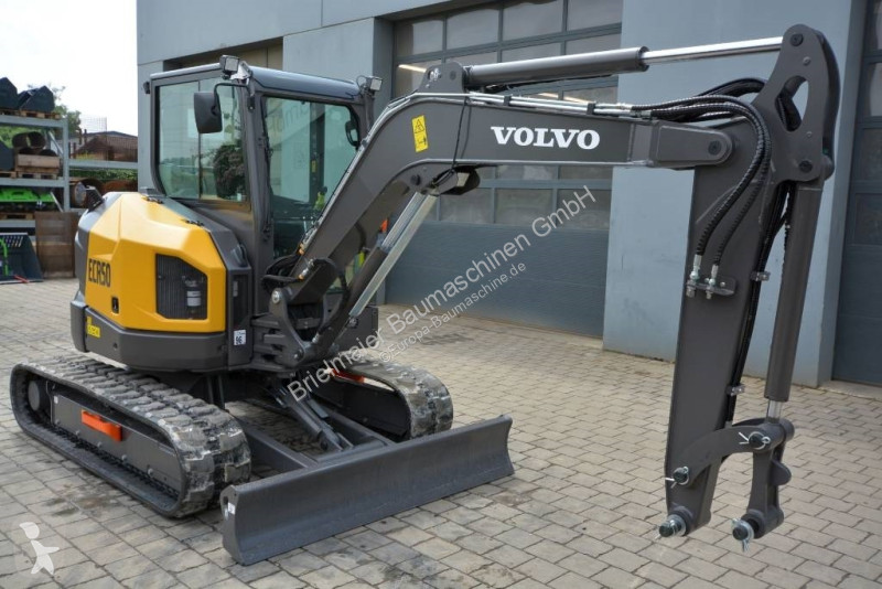 Lopatový nakládač Volvo ECR F