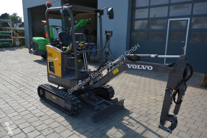 Escavadora Volvo ECR18 electric