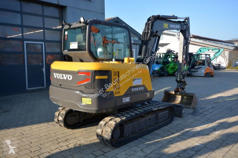 Escavadora Volvo EC 60 E