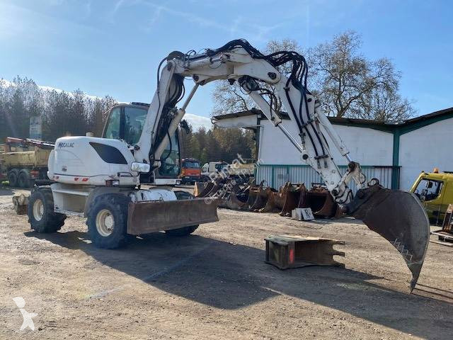 Excavator Mecalac