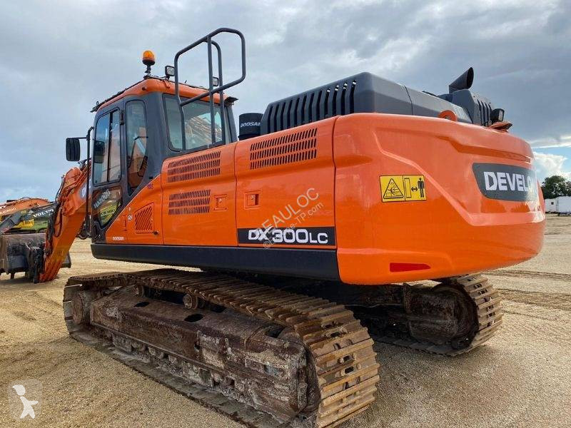 جرافة Doosan