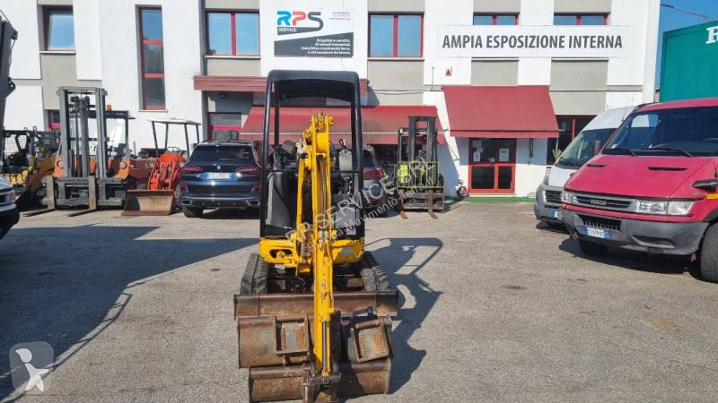 Escavatore JCB