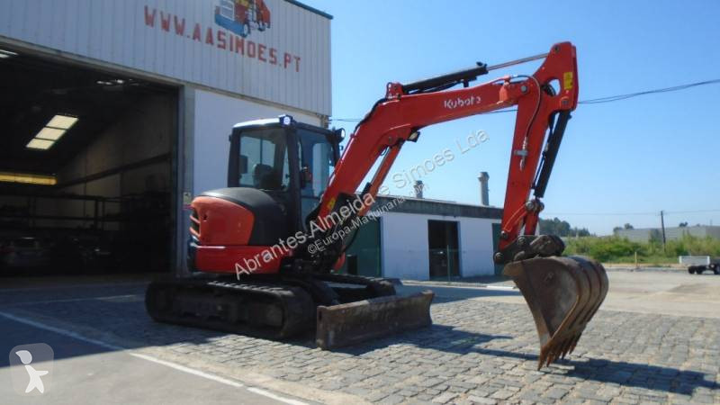 Escavadora Kubota