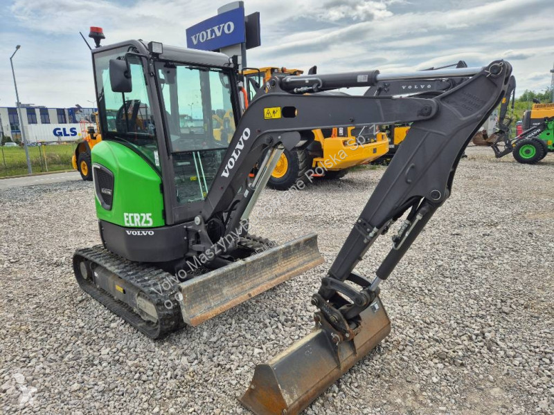 Escavadora Volvo JECR25D ELECTRIC