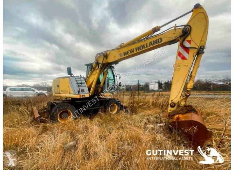 Excavator New Holland