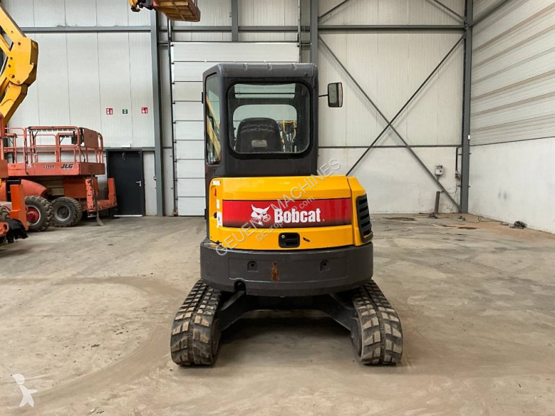 Escavadora Bobcat