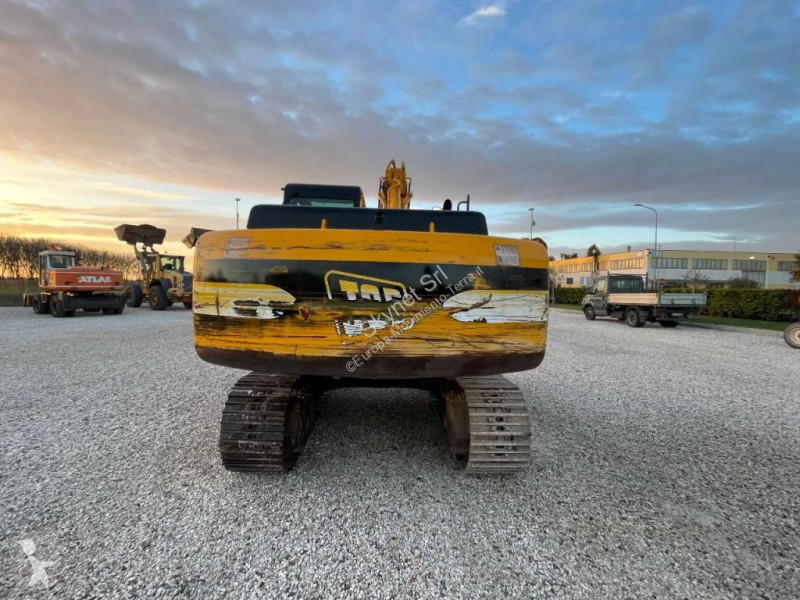 Escavatore JCB N