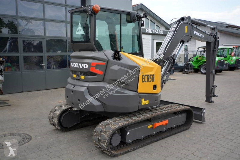 Escavadora Volvo F